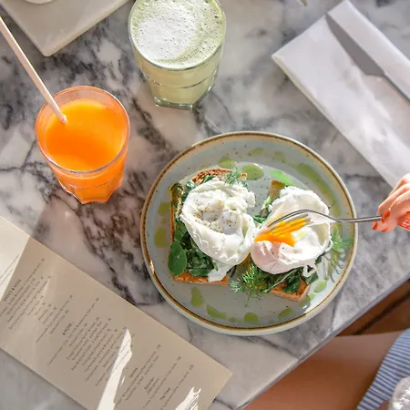 Hotel Casa Mae Lagos